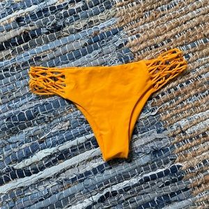 Mikoh Swim Bikini Bottom. Mililani. Gently used. Size small.